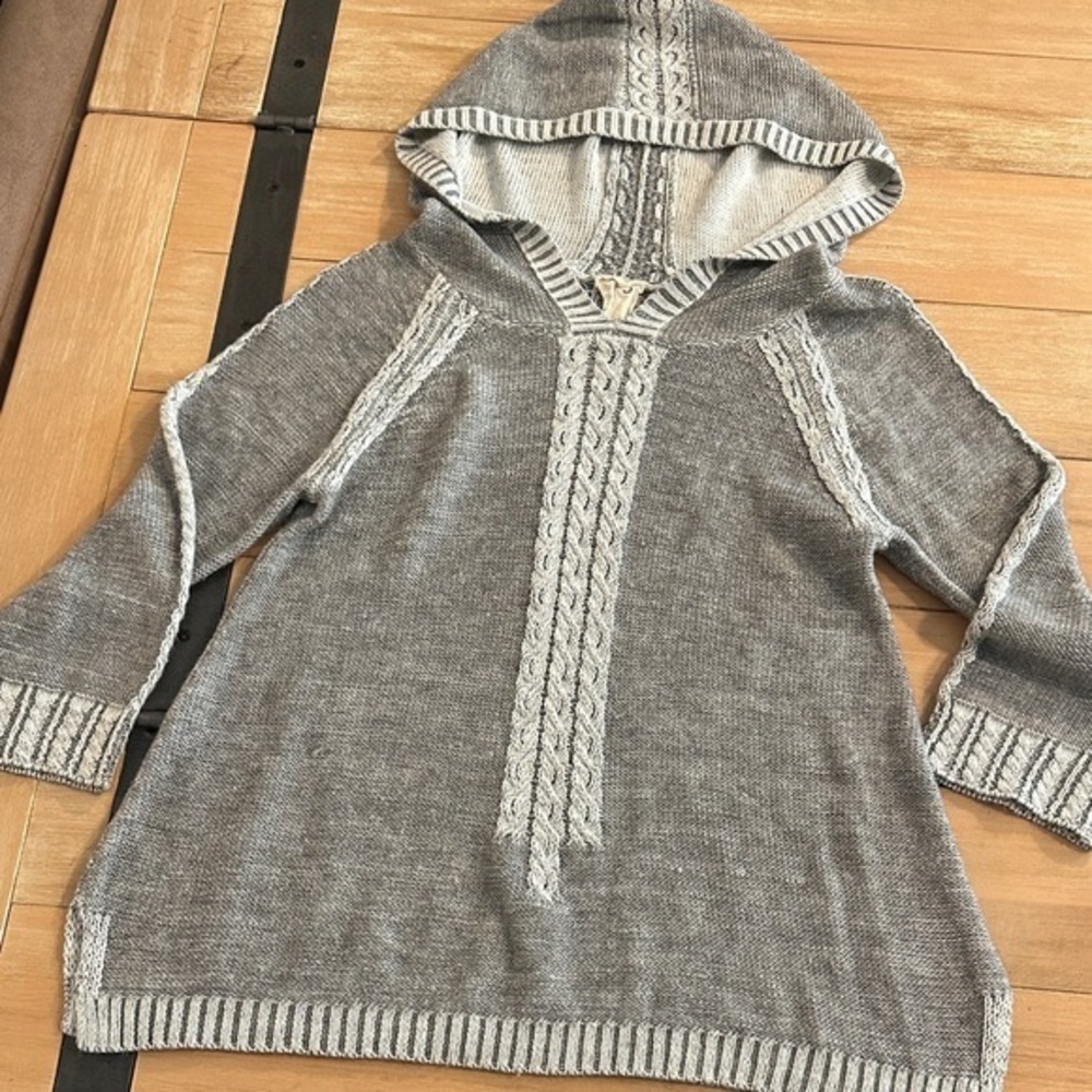 Anthropologie Small hooded Knit Sweater Wool Linen EUC Far Away From Close